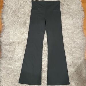 NWT Gap Fit Women's Army Green Flared Legging Pants